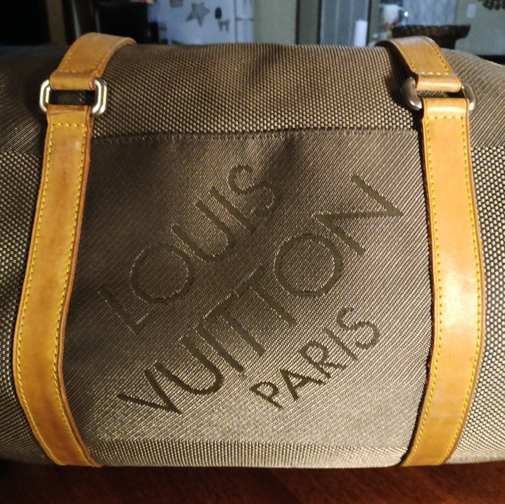 Louis Vuitton Duffel Bag with Tan Straps - Picture 2 of 16